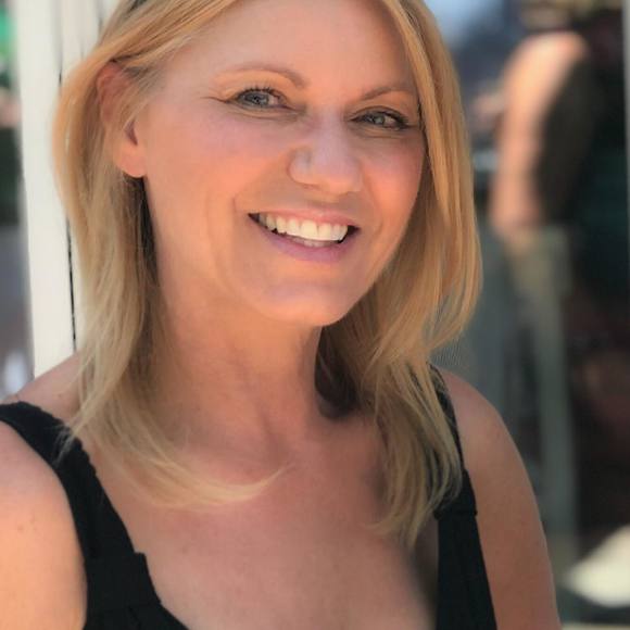 Meet your Posher, Tracey - Picture 1 of 1